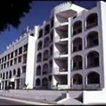 Calema Avenida Jardim Aparthotel