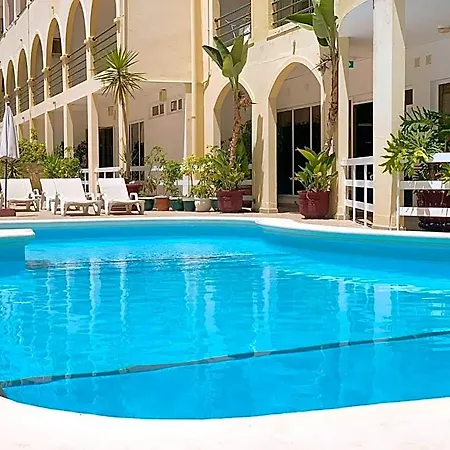 Calema Avenida Jardim